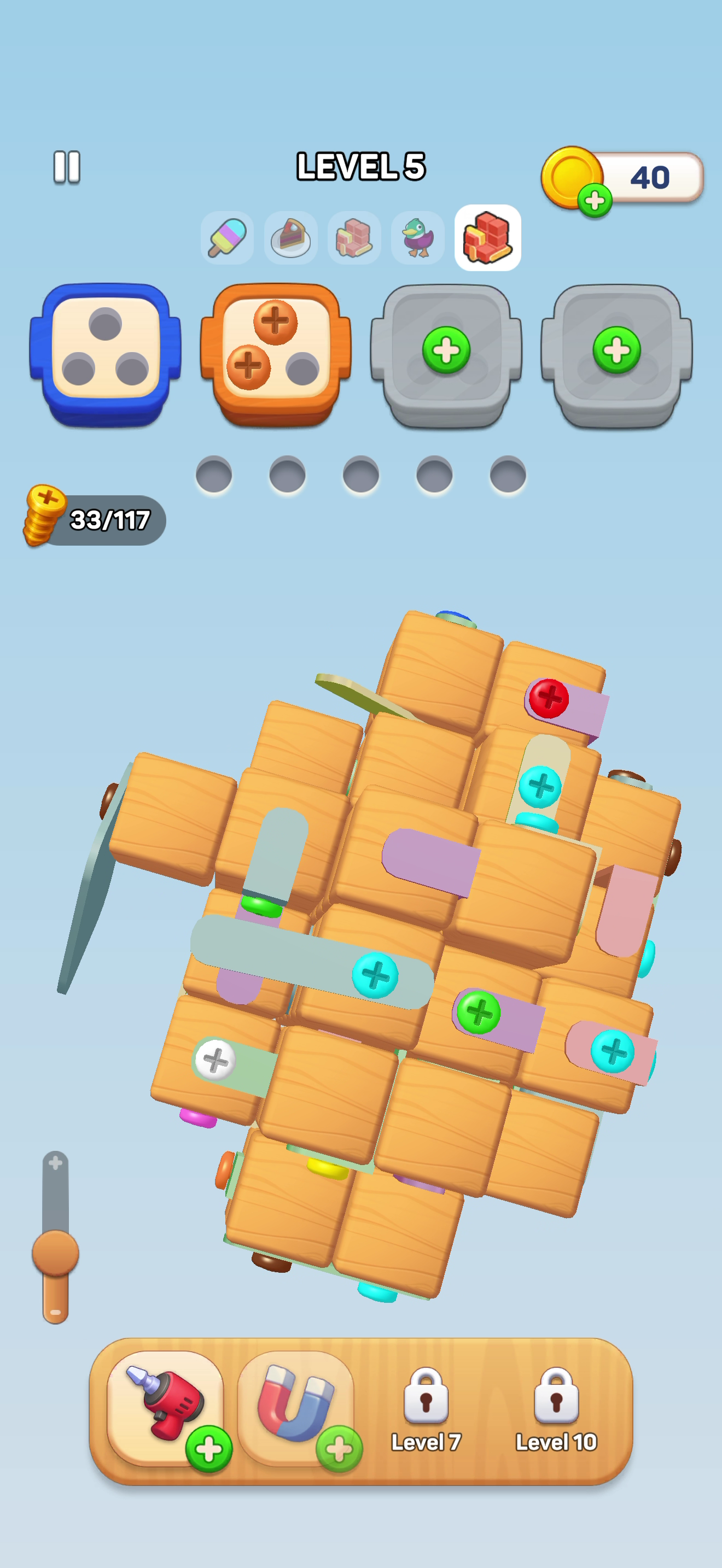 Screwdom — Gameplay