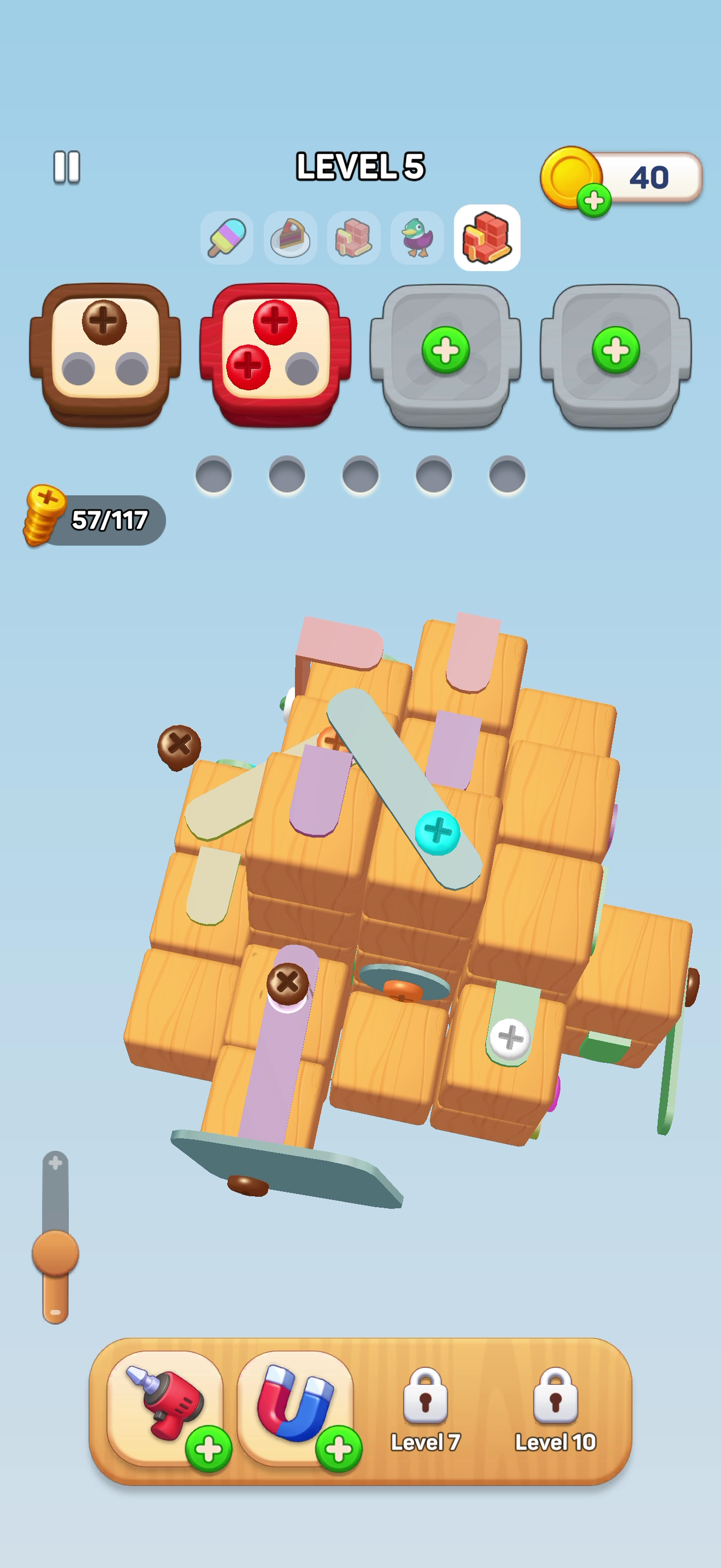 Screwdom — Gameplay