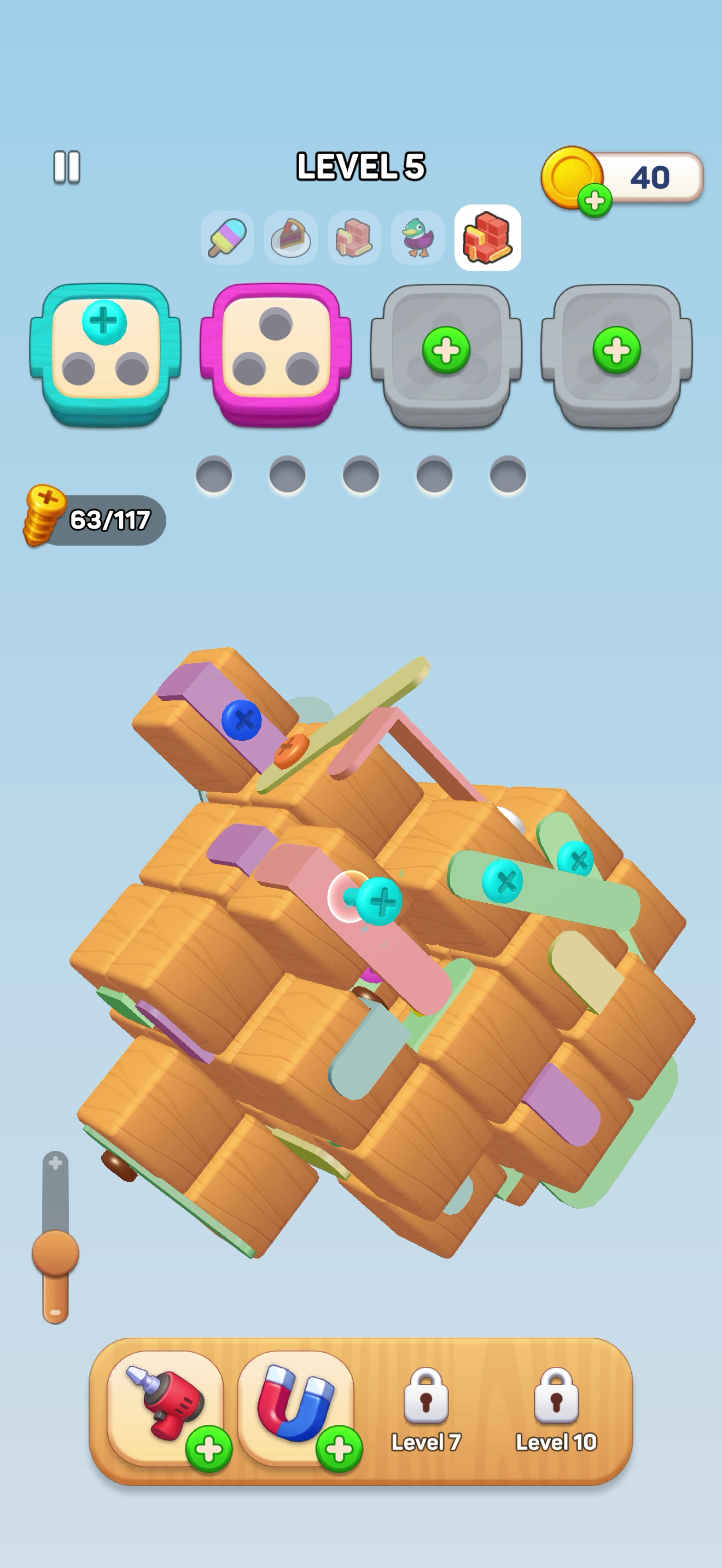 Screwdom — Gameplay